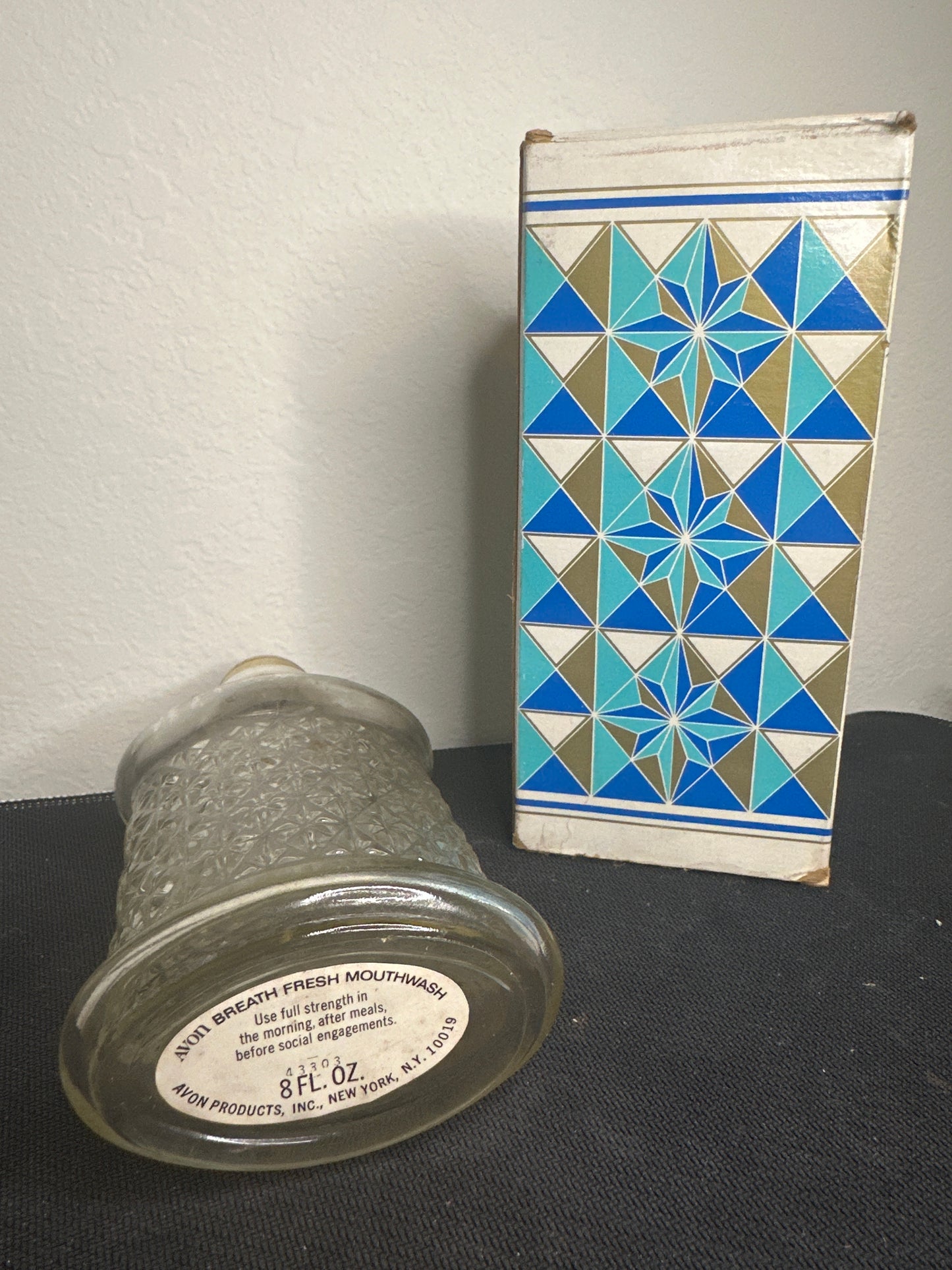 Avon Breath Fresh Apothecary Decanter Mouthwash in Box