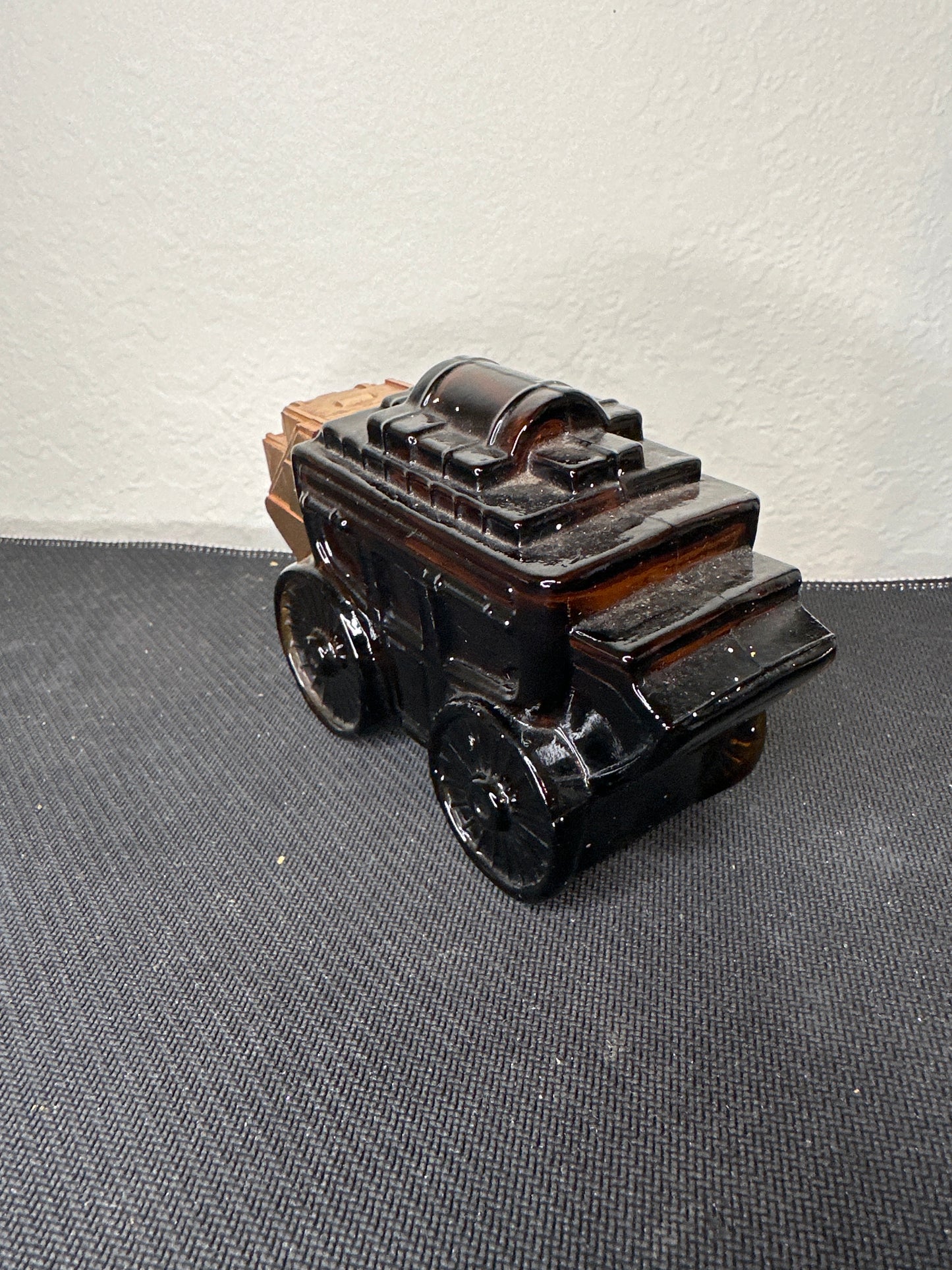 Avon Stagecoach Oland Brown Glass with Copper Lid