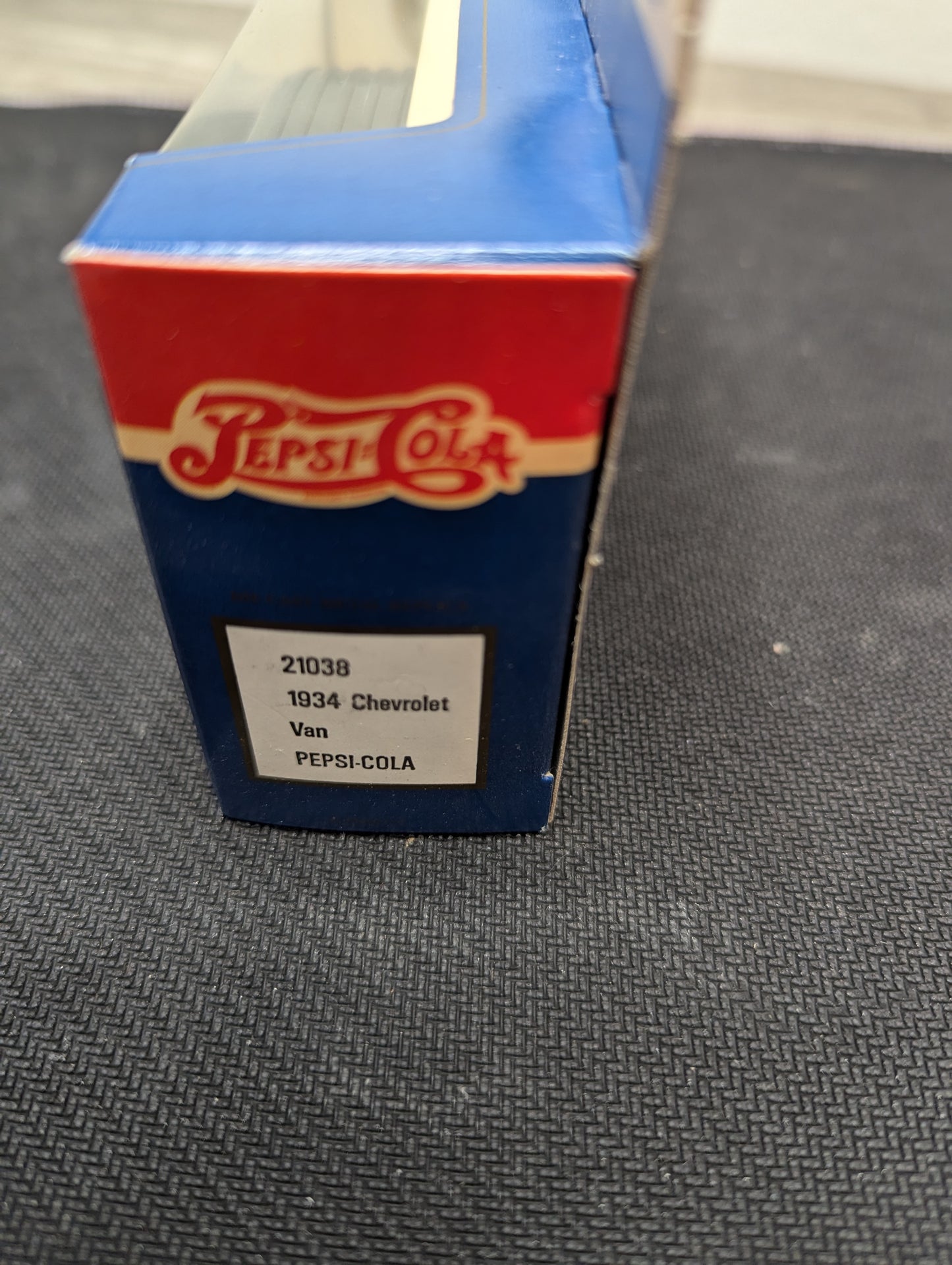 Lledoa Days Gone Pepsi-Cola 1934 Chevrolet Van 21038