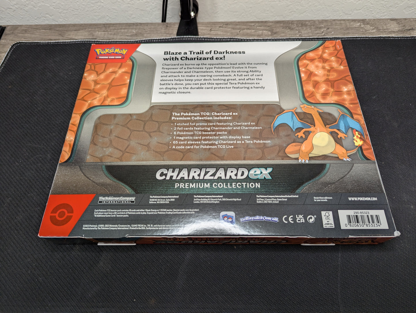 Pokémon Charizard ex Premium Collection