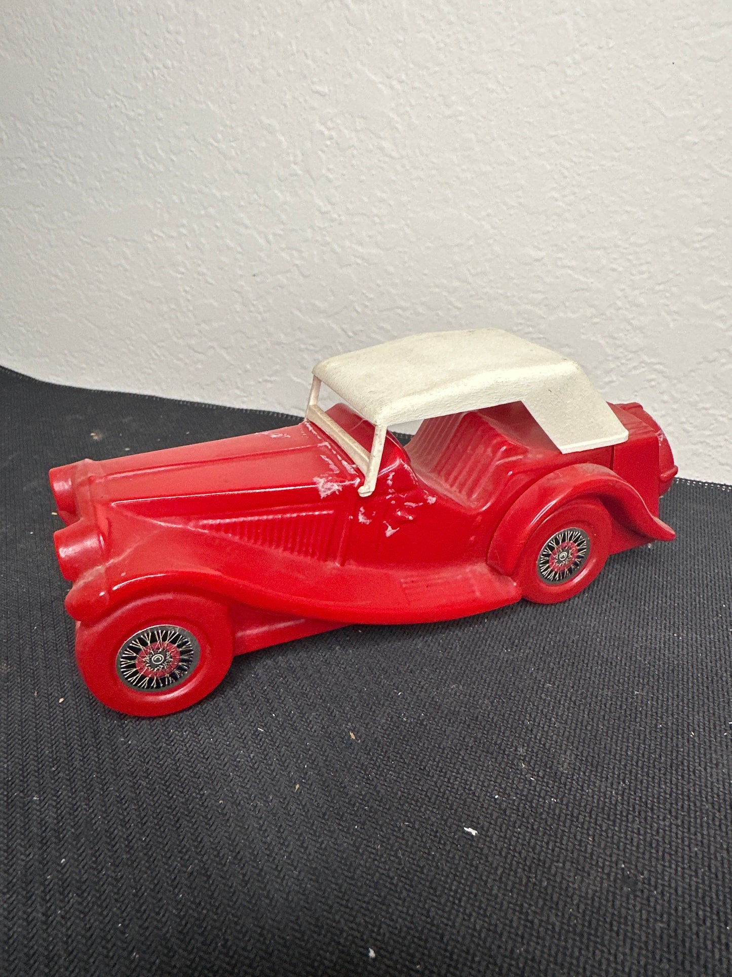 Avon 1936 MG Red Car Wild Country After Shave