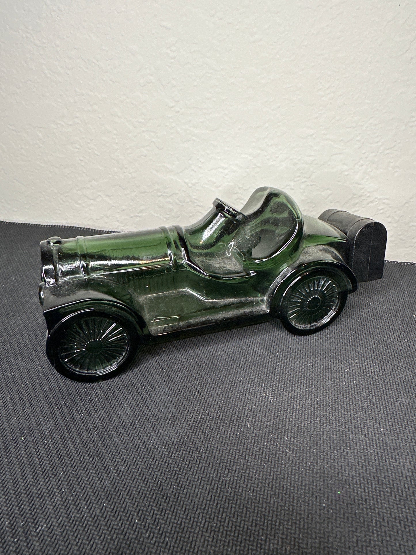 Avon for Men Straight Eight Windjammer After Shave Green Glass Car