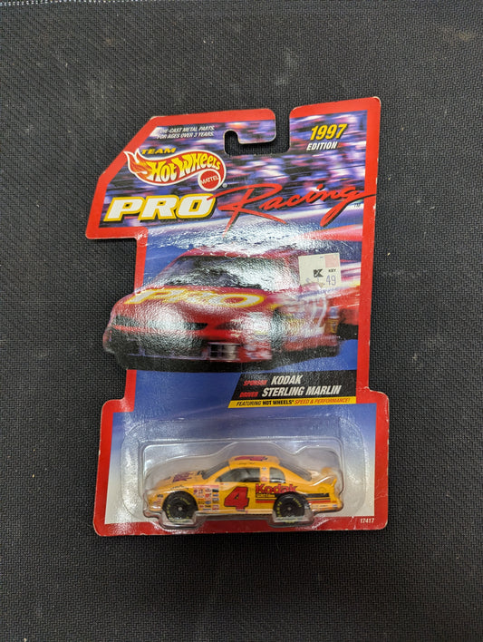 Hot Wheels 1997 Pro Racing Sterling Marlin Kodak #4 Nascar