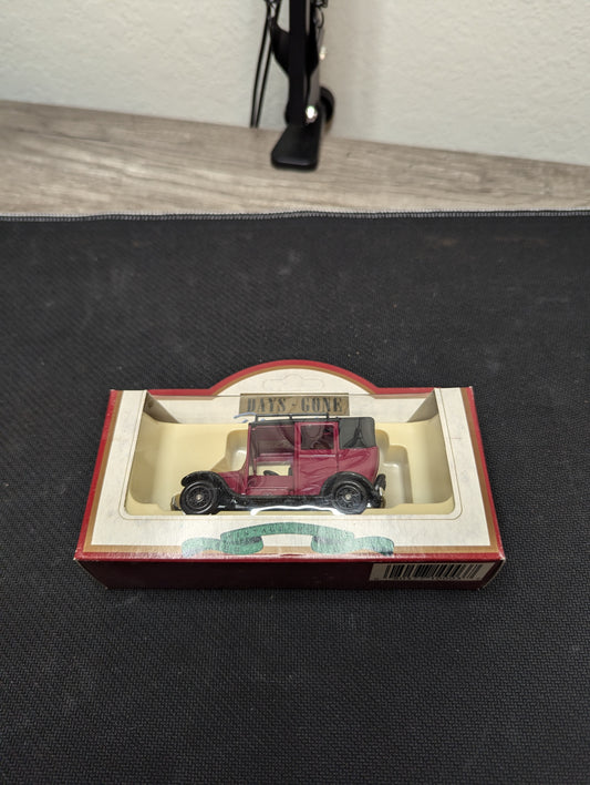 Lledo Days Gone Premier Collection 1933 Austin Taxi Maroon Taxi 47004