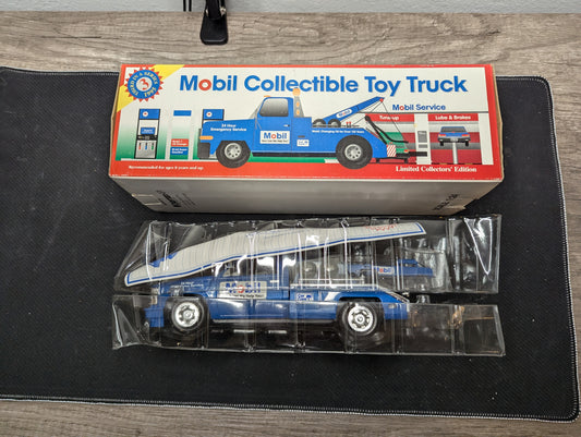 Mobil 1995 Collectible Toy Tow Truck Third in Series