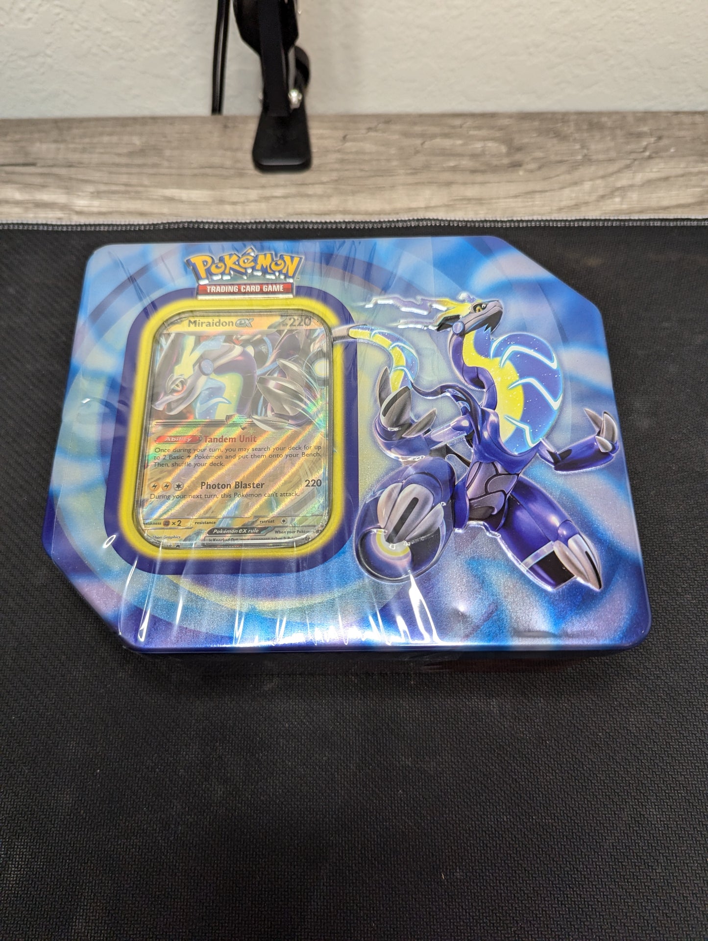 Pokémon Paldea Legends Tin Miraidon