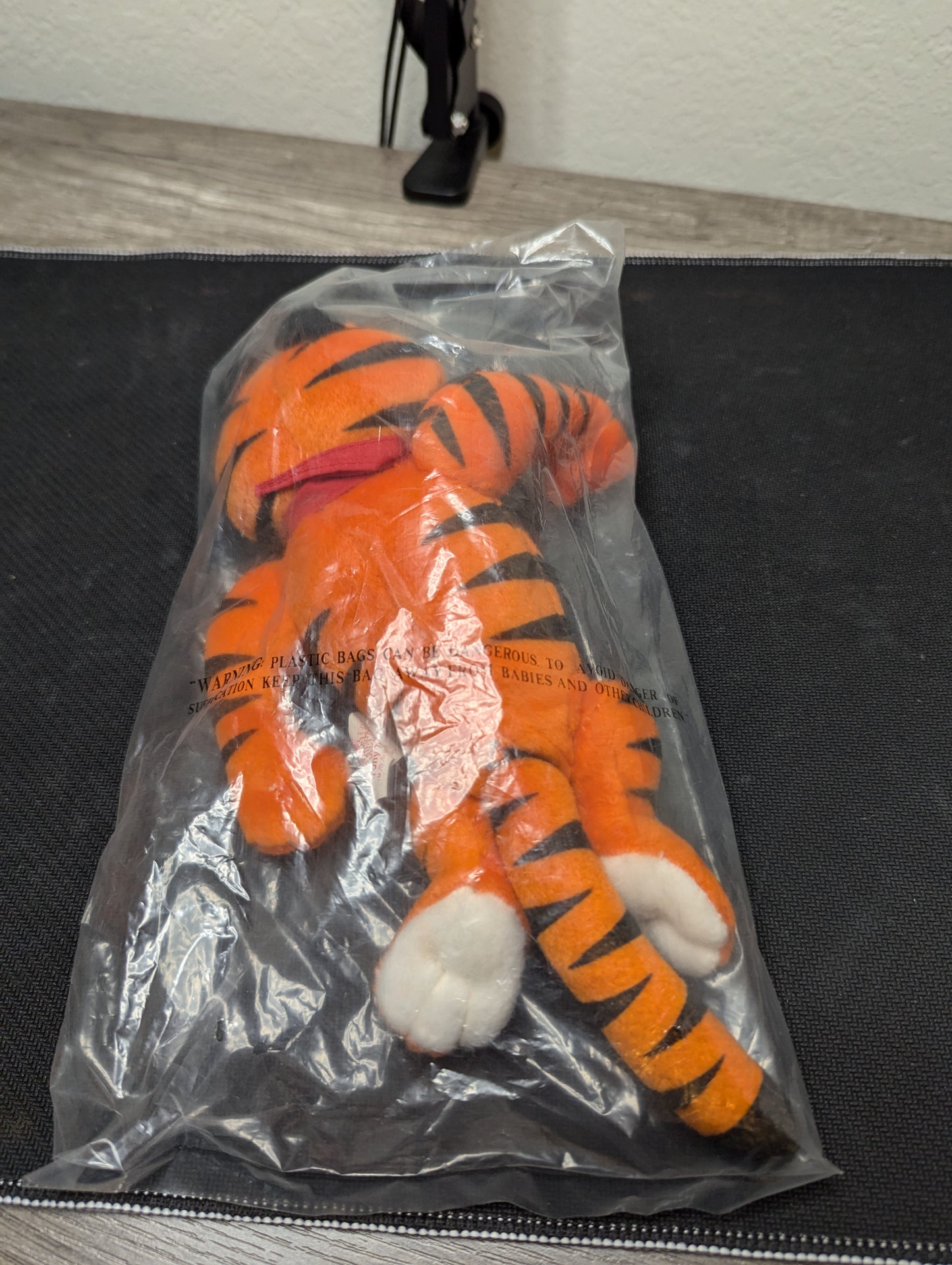 Tony The Tiger Kellogg's Promotional Plush Stuffed Collectible 1991-1993 Sasco